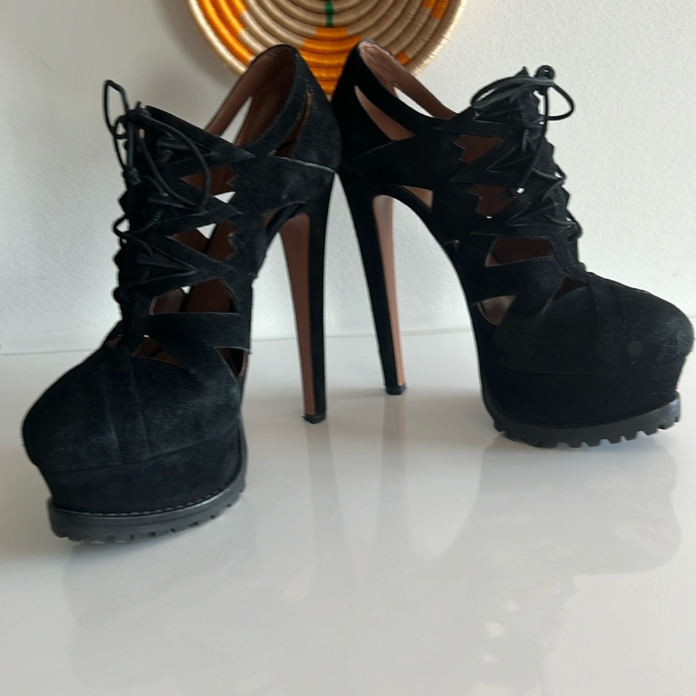 Alaia suede lace up platform